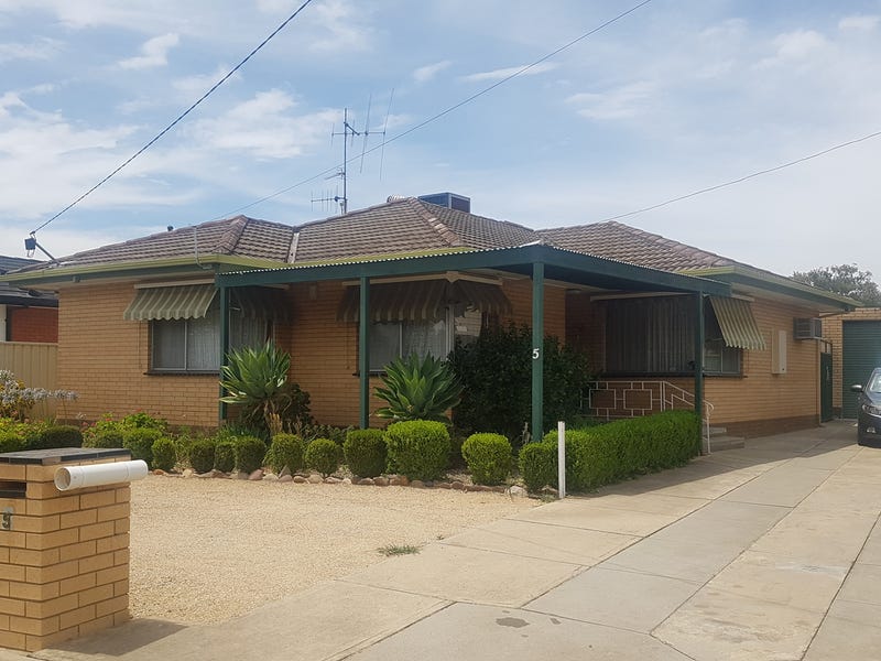 5 Street, Shepparton, Vic 3630 Property Details