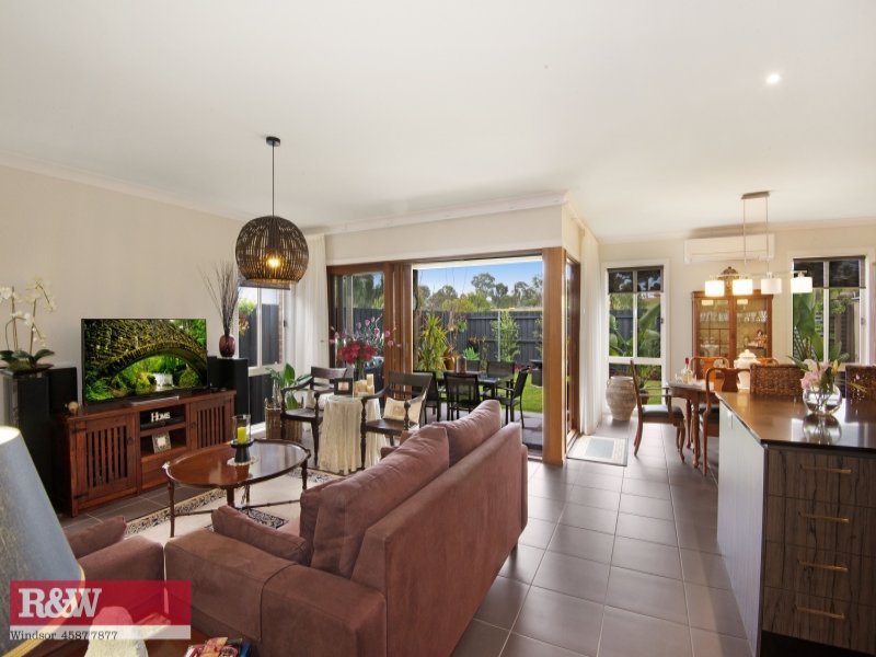 27 Shellbourne Place (Waterside), Cranebrook, NSW 2749 Property Details