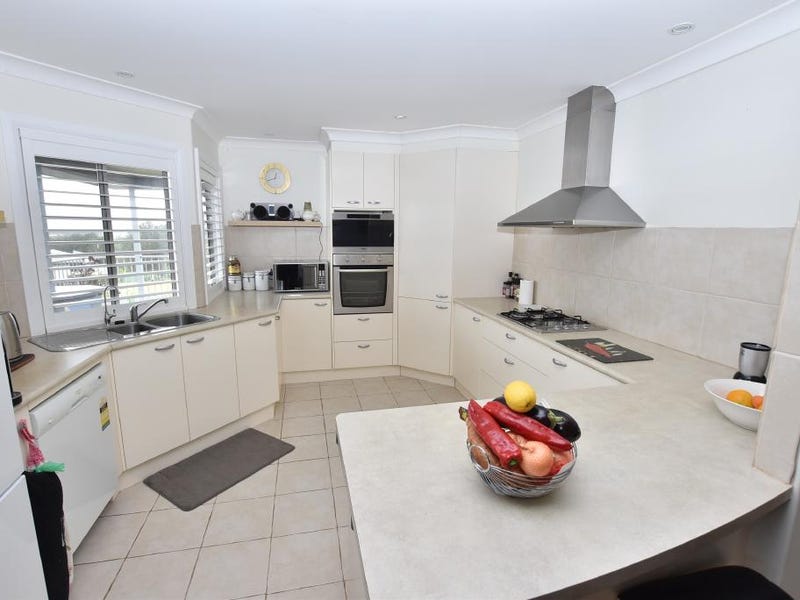 9 Wallaroo Street, Coomba Park, NSW 2428