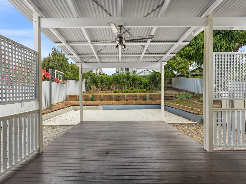 260 Days Road, Grange, QLD 4051
