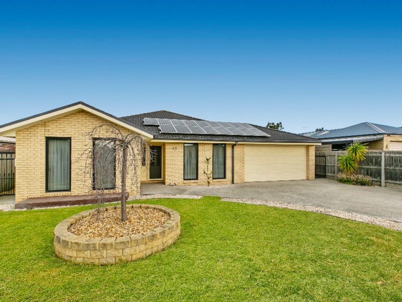 13 Iriswells Close, Tooradin, Vic 3980 Property Details