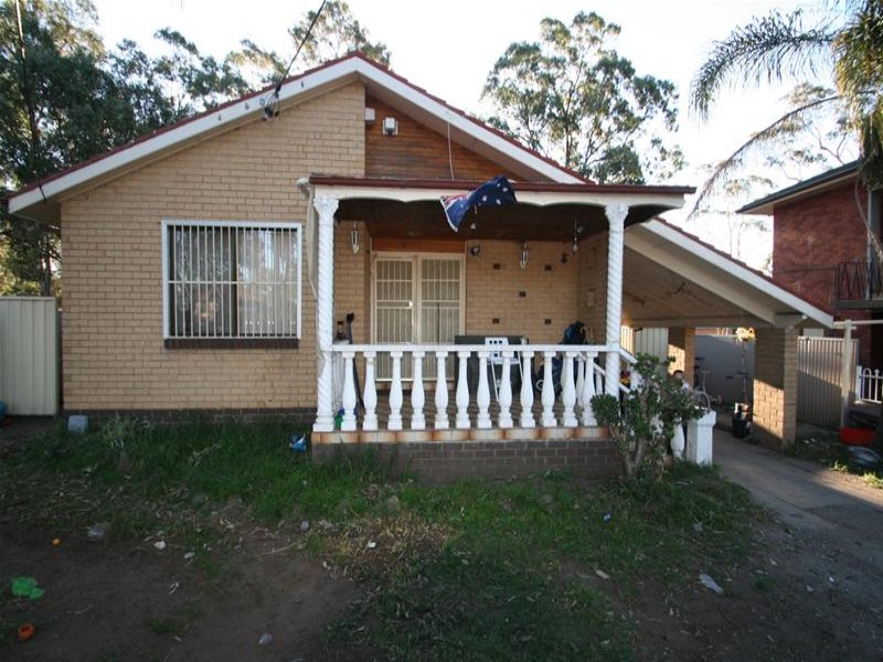 9 Brubri Street, Busby, NSW 2168 Property Details