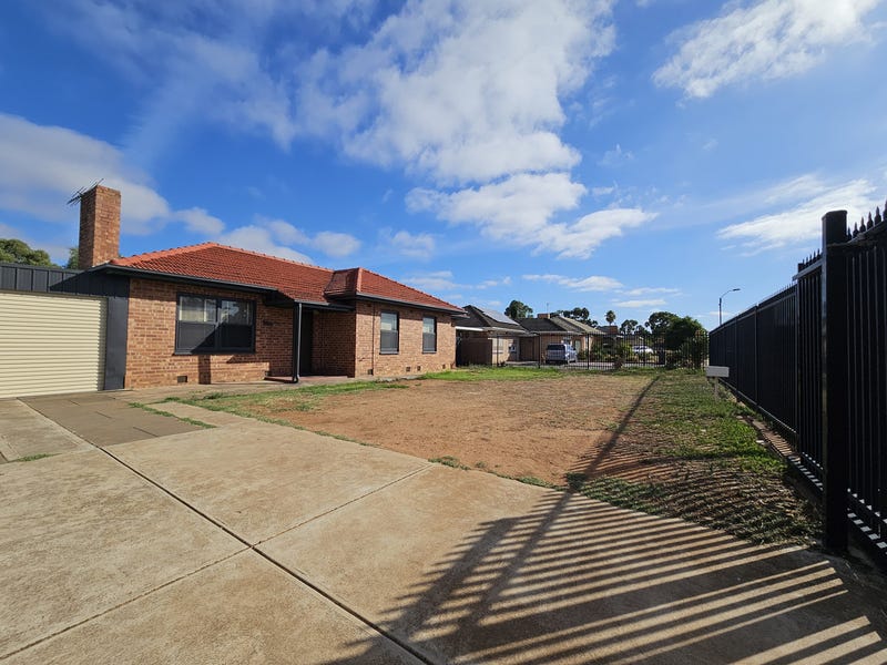 138 Philip Highway, Elizabeth South, SA 5112
