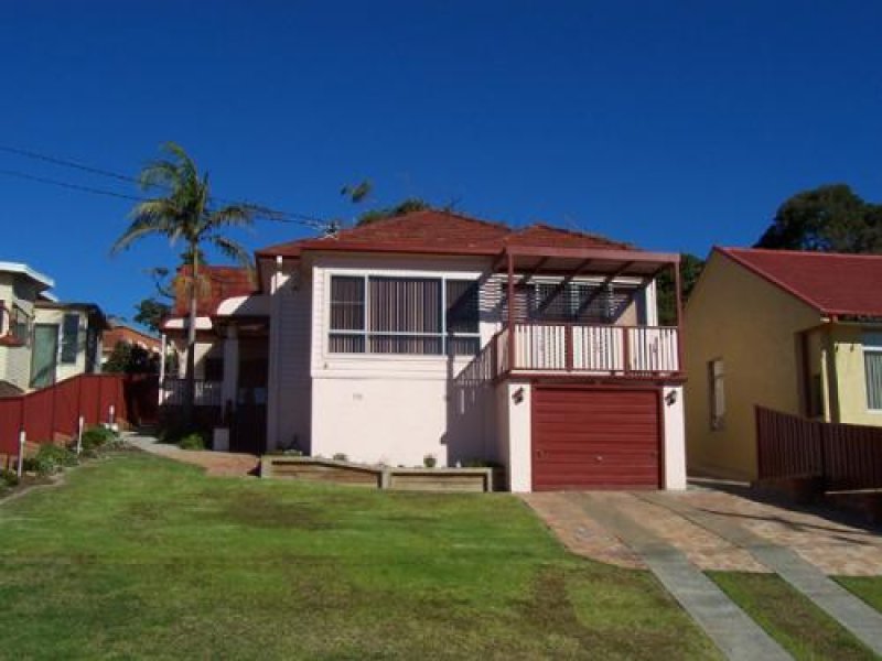 5 Phillips Avenue, West Wollongong, NSW 2500