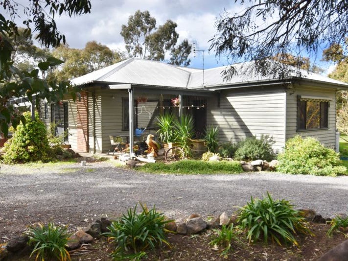 40 Fairview Road, Clunes, Vic 3370 Property Details