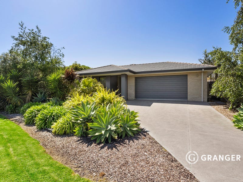 4 Greenmount Avenue, McCrae, Vic 3938 Property Details