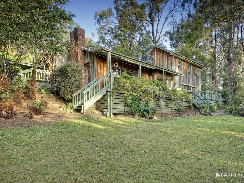 19 Nangana Street, Cockatoo, Vic 3781 Property Details