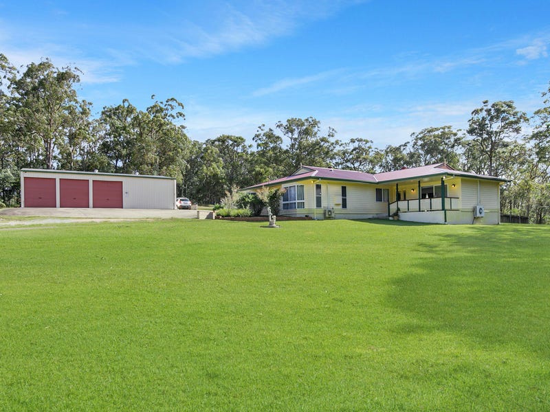 61 Winston Road, Sheldon, QLD 4157