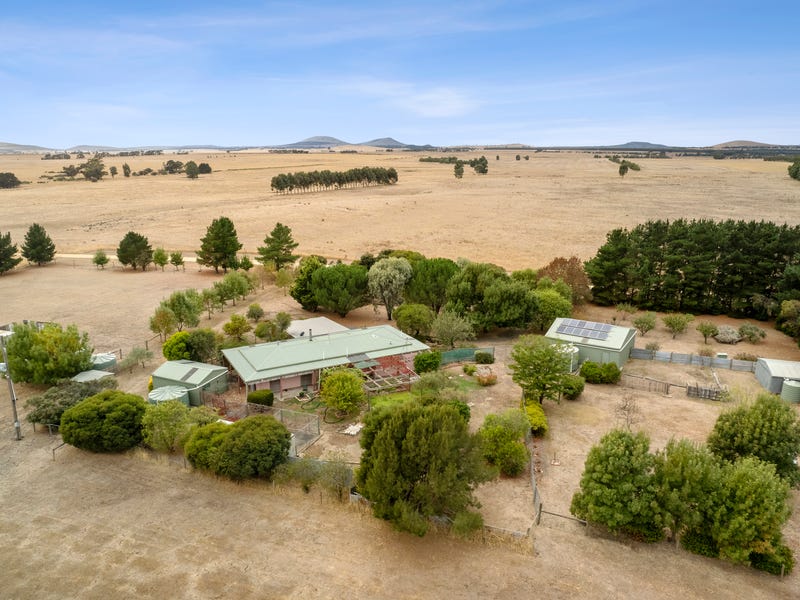 100 Merrifield Road, Clunes, Vic 3370 House for Sale