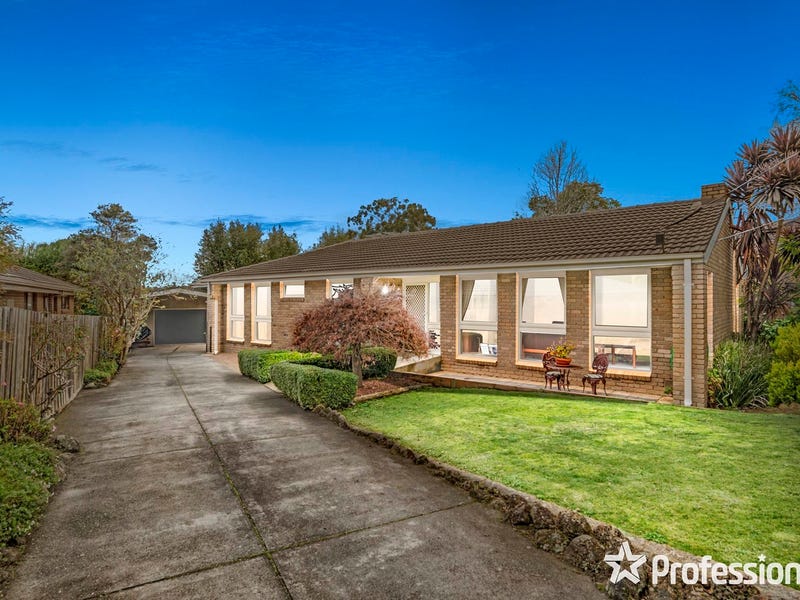 13 Mountfield Road, Kilsyth, Vic 3137 Property Details