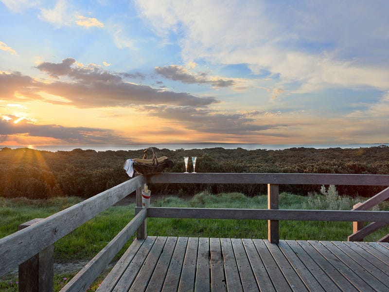 9 Sonia Cres, Pioneer Bay, Vic 3984