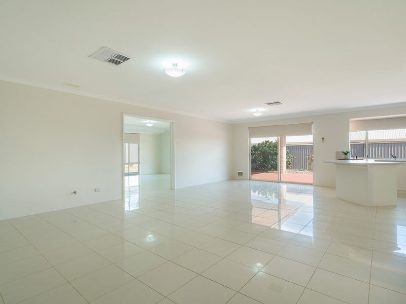 24 Benalla Cres, Byford, WA 6122