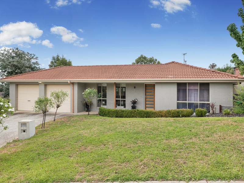 5 Golden Glade, Strathdale, Vic 3550 Property Details