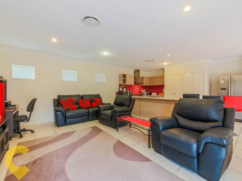 62 Woodlands Boulevard, Waterford, QLD 4133