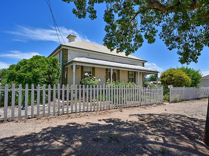 9 Fourth Street, Quorn, SA 5433 Property Details
