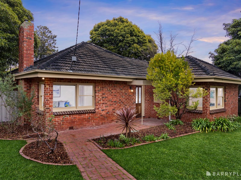1 Belle Vue Avenue, Ringwood, Vic 3134 House for Sale