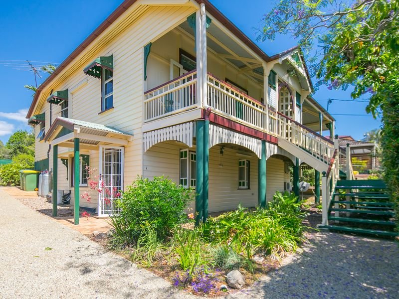 14 Victor Street, Birkdale, Qld 4159 Property Details