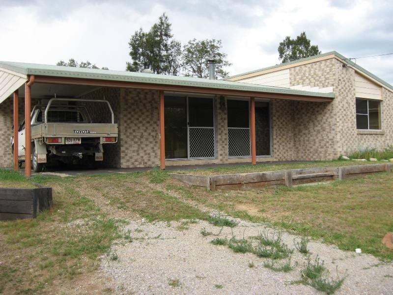 18 Hibiscus Court, Nanango, QLD 4615