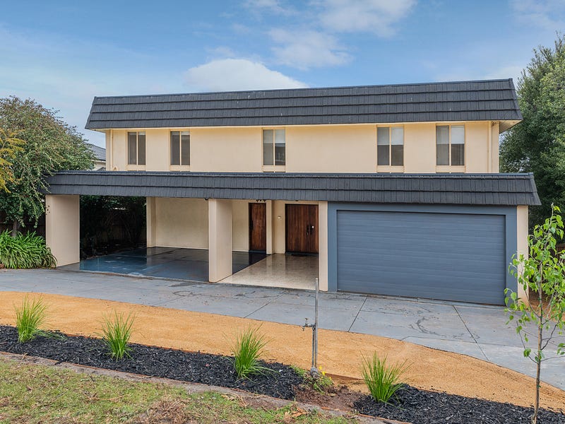 9 Matong Road, Mount Eliza, VIC 3930