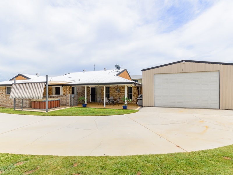 48 Golf View Drive, Boyne Island, QLD 4680