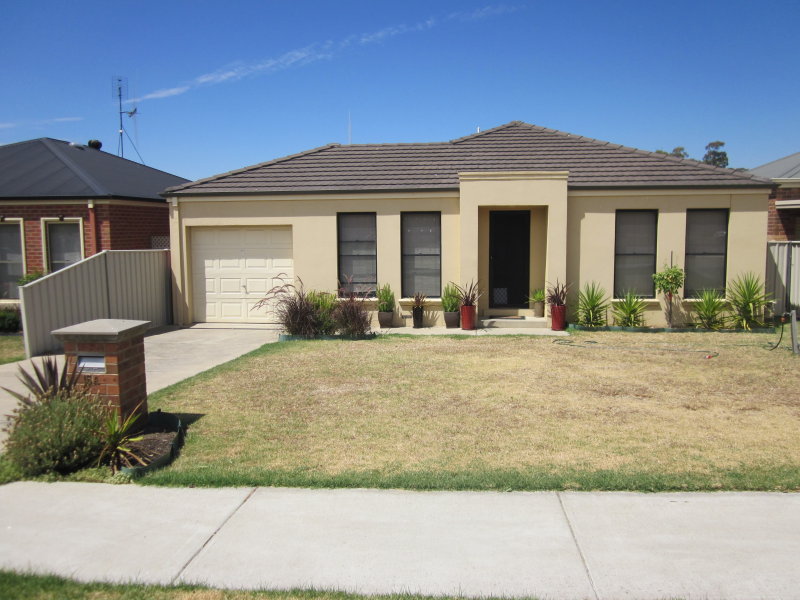 15A Symonds Street, Golden Square, VIC 3555