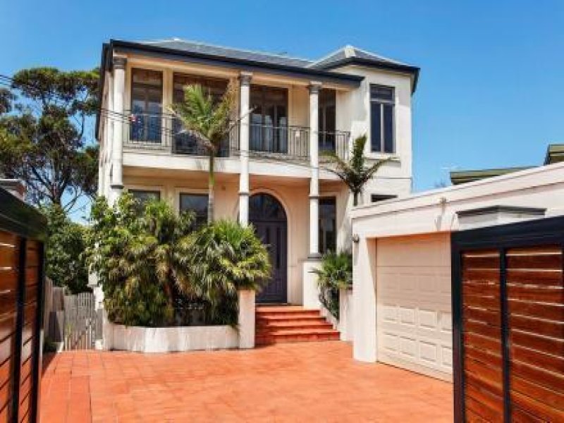 247 Beach Road, Black Rock, Vic 3193 247 Beach Road, Black Rock, Vic 3193