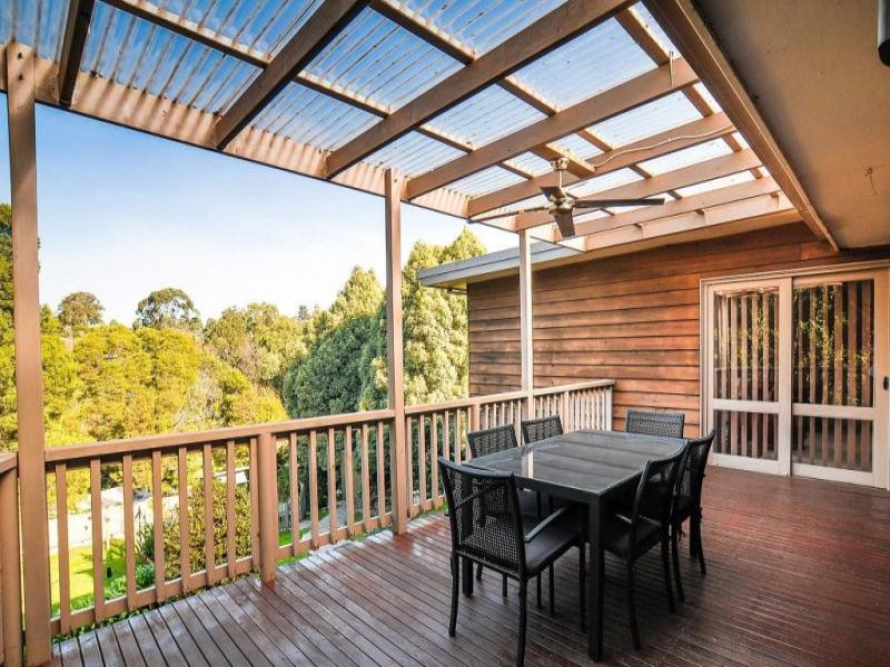 18 Douglas Cresent, Monbulk, Vic 3793 - Property Details