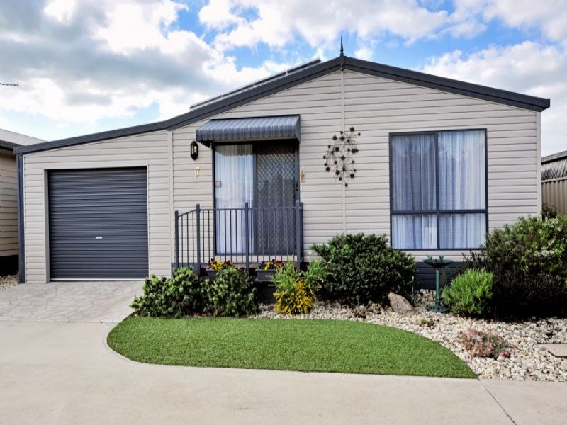 17/96106 Elsie Jones Drive, Mooroopna, Vic 3629 Property Details