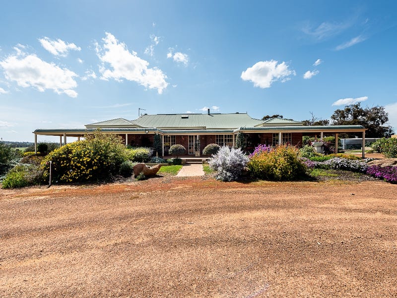 579 Tarwonga Rd, Narrogin, WA 6312 Property Details