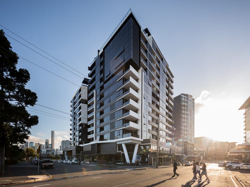 806/27 Commercial Rd, Newstead, Qld 4006 Property Details