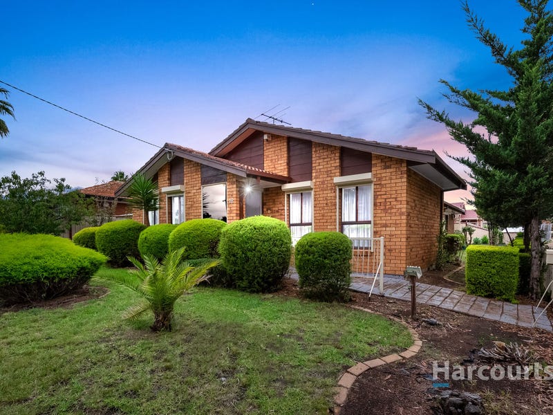 12 Kurung Drive, Kings Park, VIC 3021
