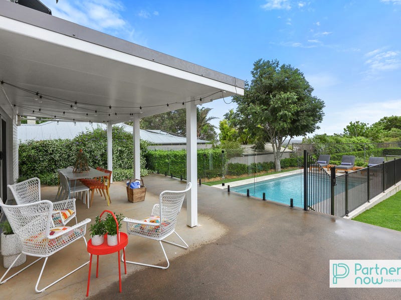 Decora Fit Guide 4 Bedroom Houses for Sale in Tamworth - Greater Region, NSW (+1 ...
