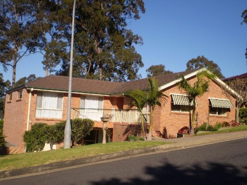 5 Hawks Nest Place, Surfside, NSW 2536