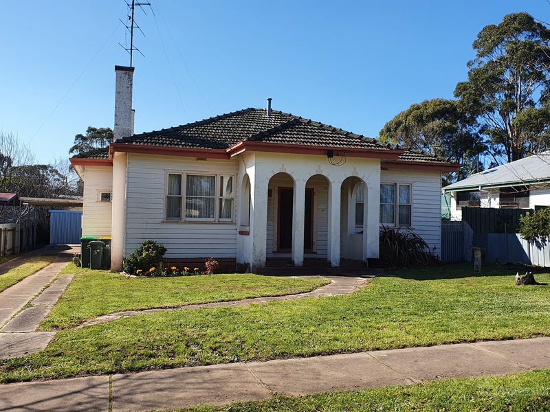 39 Mt Napier Road, Hamilton, VIC 3300