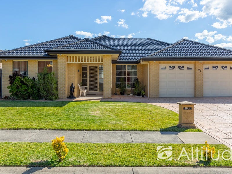 96 Dalmeny Drive, Macquarie Hills, NSW 2285