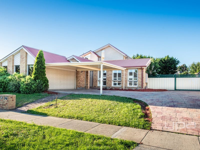 28 Newlyn Drive, Craigieburn, Vic 3064 Property Details
