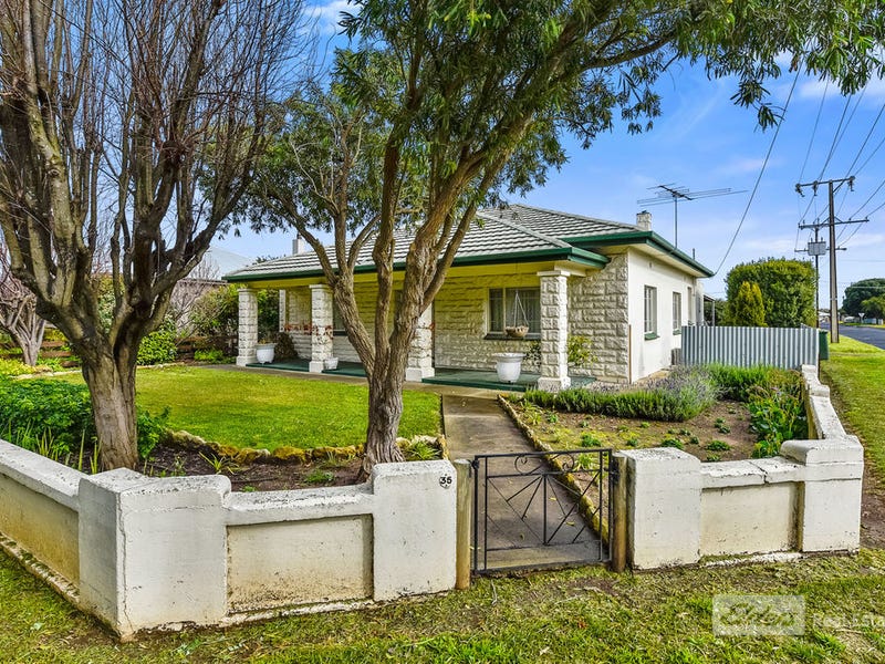 35 Adelaide Road, Millicent, SA 5280 Property Details