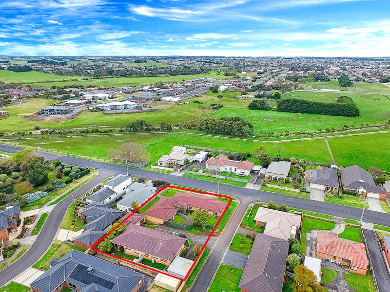 Units 15/95 Ardlie Street, Warrnambool, Vic 3280 Property Details