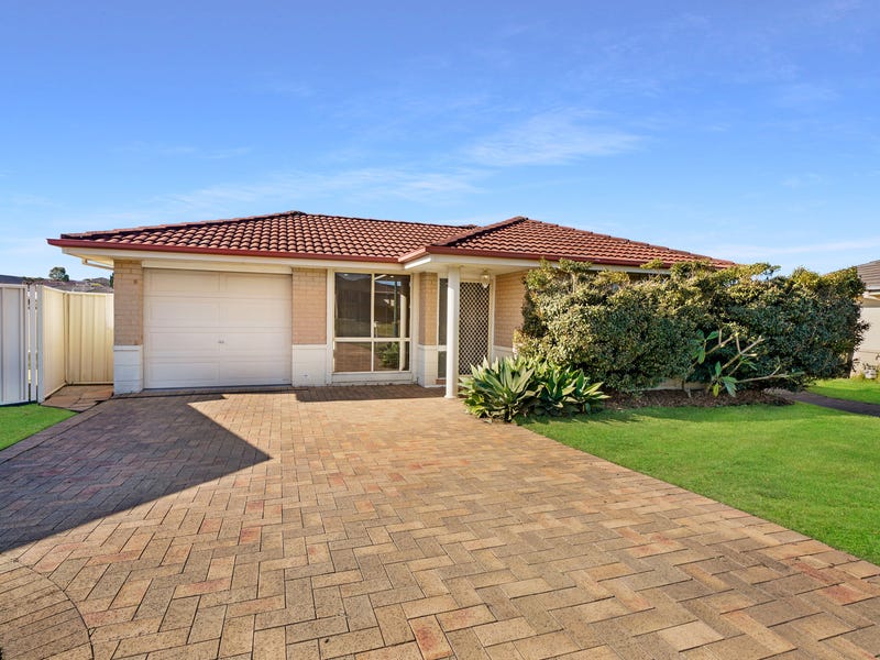 15 Parkside Cres, Thornton, NSW 2322 - realestate.com.au