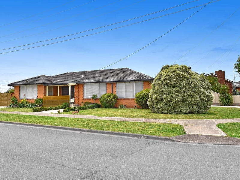 51 Woodstock Drive, Gladstone Park, VIC 3043