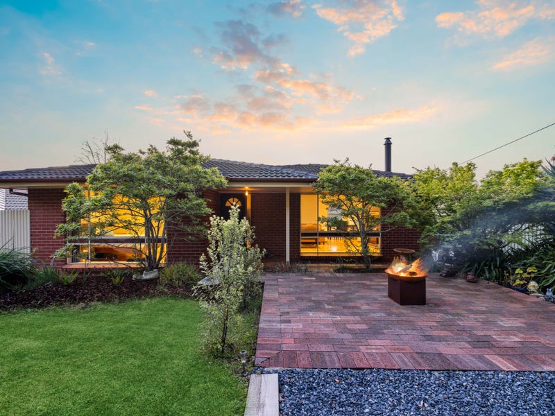 Houses for Sale in SA Pg. 44