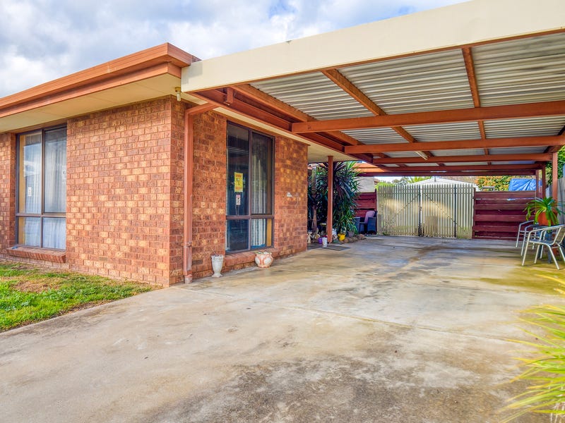 11 Menzies Street, Mooroopna, Vic 3629 House for Sale