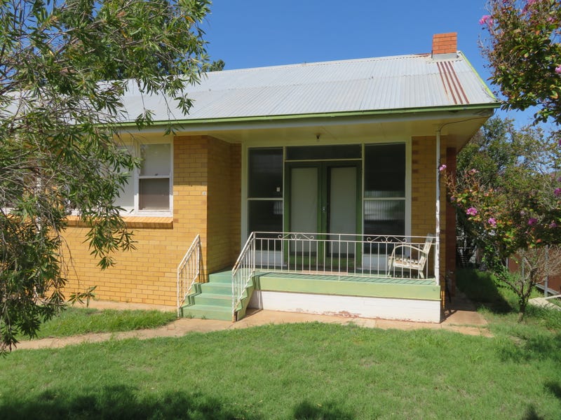 2/70 Twynam Street, Narrandera, NSW 2700