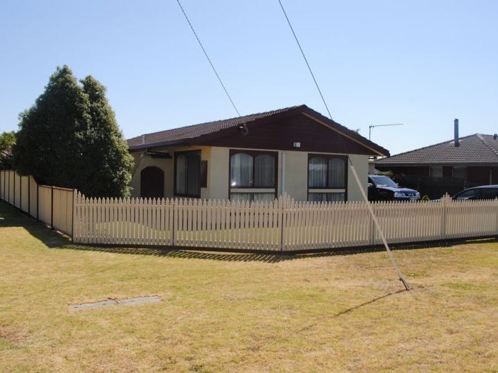 74 Scott Street, Heywood, Vic 3304