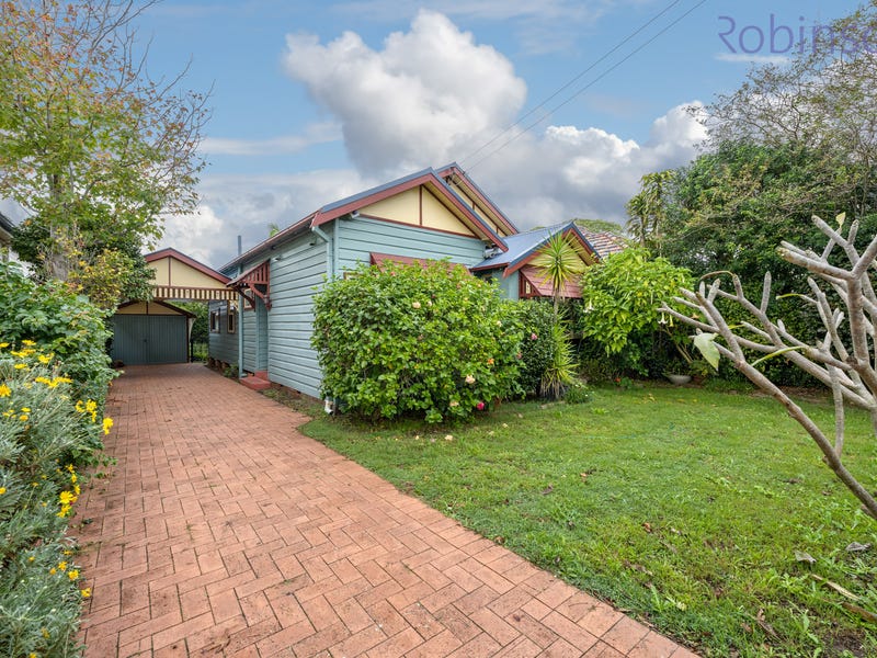 105 Stewart Avenue, Hamilton South, NSW 2303