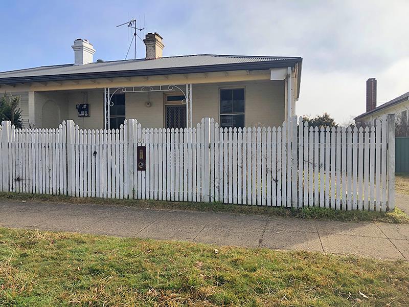 31 Church Street, Blayney, NSW 2799