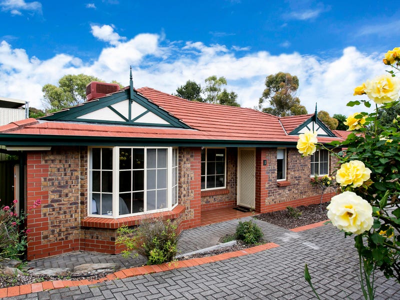 2/4 Gilbertson Road, Seacliff Park, SA 5049