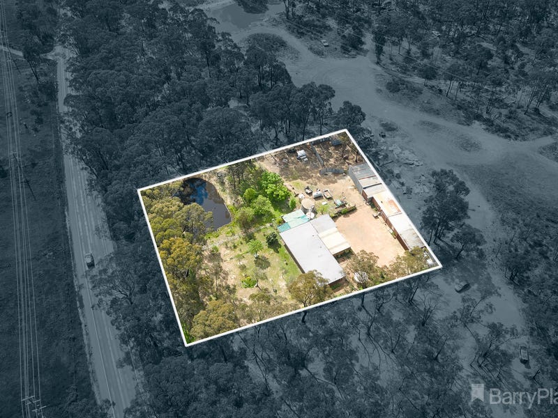 294 Olympic Parade, Maiden Gully, VIC 3551