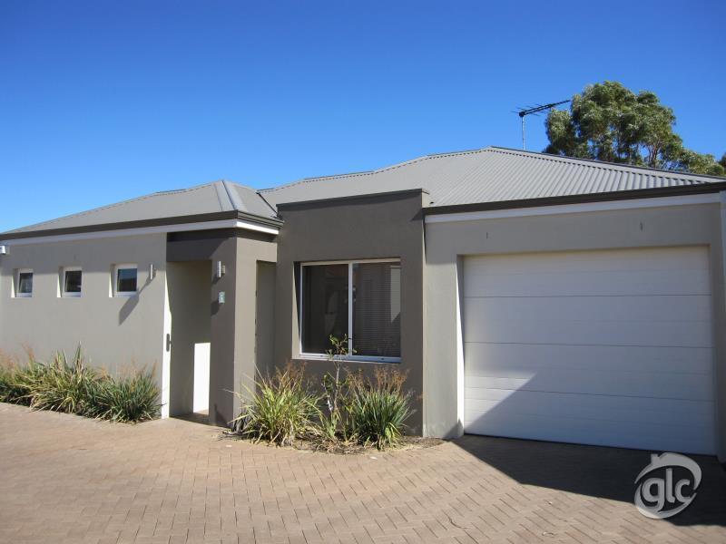 1/1 Lomax Court, Beeliar, WA 6164