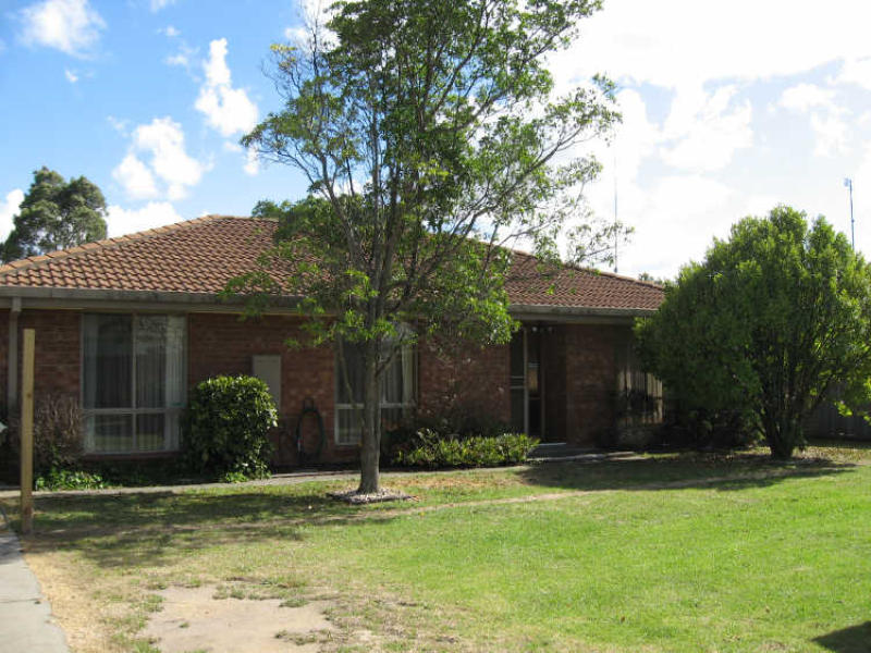 2/44 Francis Street, Bairnsdale, Vic 3875 Property Details